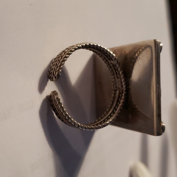 Vintage (80s) Egyptian Sterling Silver Adjustable Ring - Picture 5 of 6